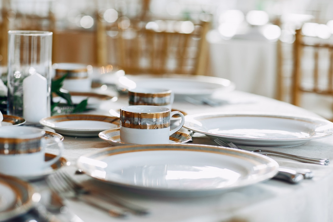 elegant-wedding-dishes_1157-17840