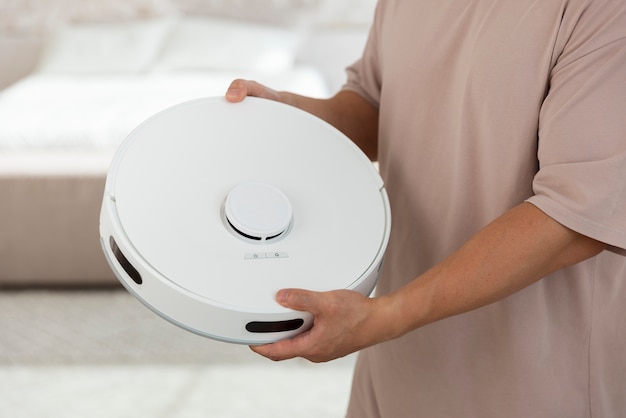 Inteligentny monitoring domu: jak technologia zmienia nasze podejście do bezpieczeństwa domowego